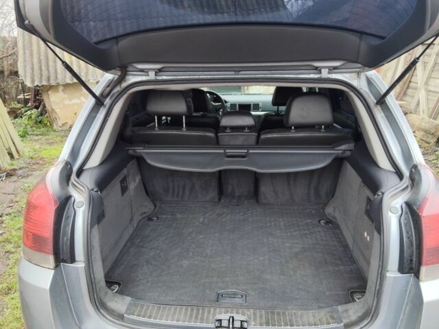 Сірий Опель Сігнум, об'ємом двигуна 1.9 л та пробігом 380 тис. км за 2350 $, фото 7 на Automoto.ua