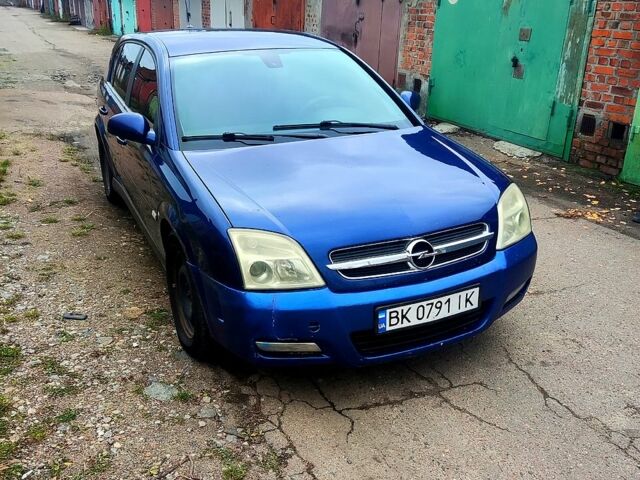 Синий Опель Сигнум, объемом двигателя 2.2 л и пробегом 356 тыс. км за 3600 $, фото 9 на Automoto.ua
