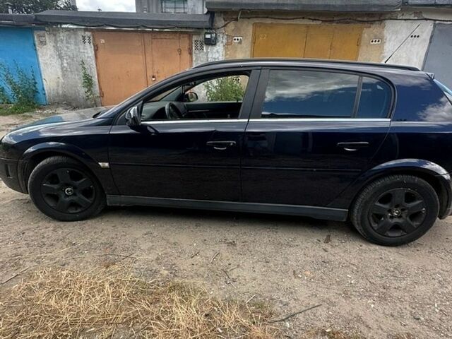 Синий Опель Сигнум, объемом двигателя 2.17 л и пробегом 350 тыс. км за 2900 $, фото 10 на Automoto.ua