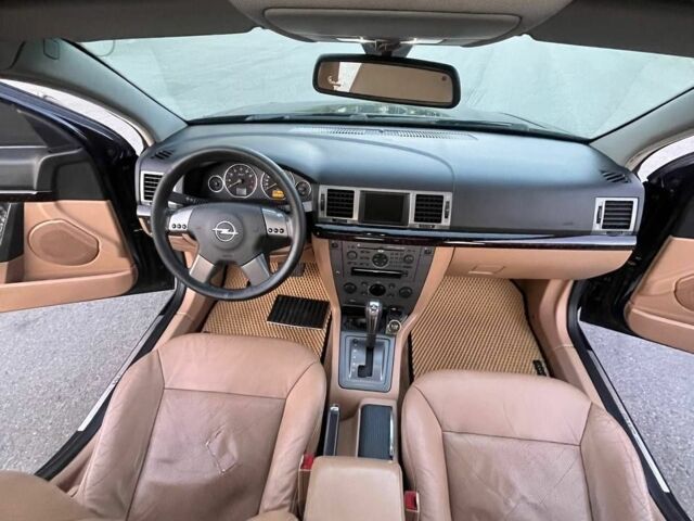 Синий Опель Сигнум, объемом двигателя 3.2 л и пробегом 227 тыс. км за 5200 $, фото 5 на Automoto.ua
