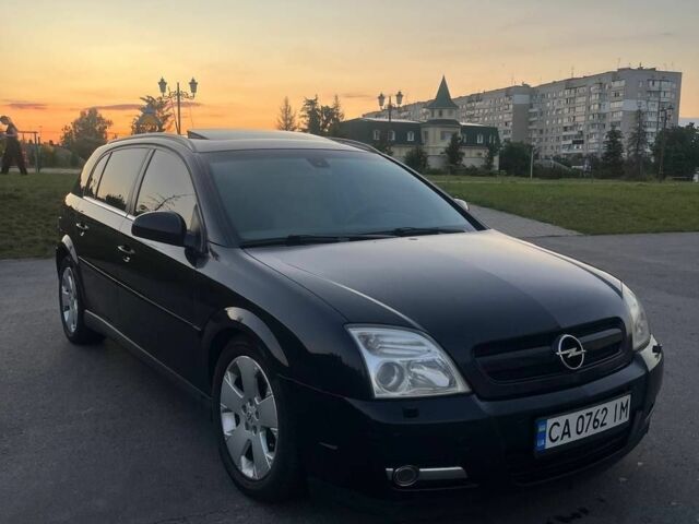 Синий Опель Сигнум, объемом двигателя 3.2 л и пробегом 227 тыс. км за 5200 $, фото 1 на Automoto.ua
