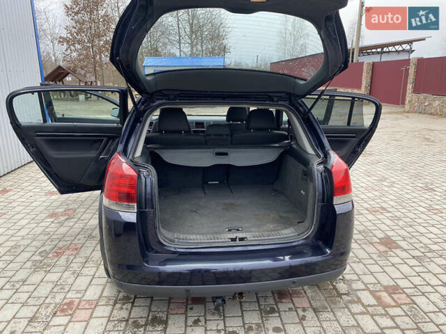 Синий Опель Сигнум, объемом двигателя 0 л и пробегом 395 тыс. км за 3900 $, фото 7 на Automoto.ua