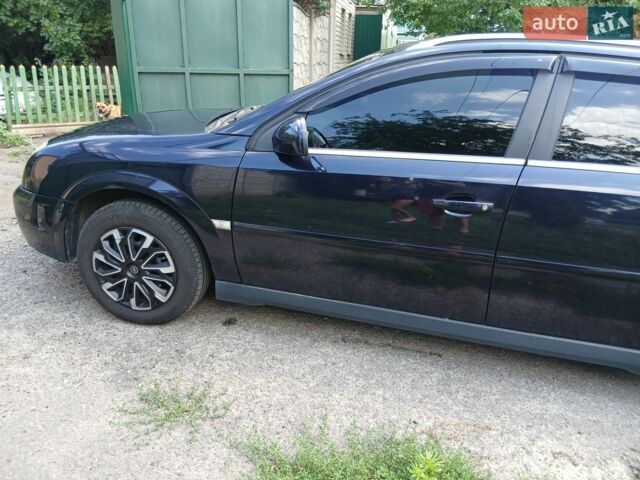 Синій Опель Сігнум, об'ємом двигуна 2.2 л та пробігом 221 тис. км за 4100 $, фото 5 на Automoto.ua