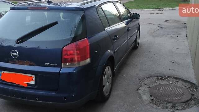 Синий Опель Сигнум, объемом двигателя 2.2 л и пробегом 280 тыс. км за 3700 $, фото 3 на Automoto.ua