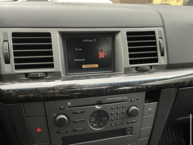 Синий Опель Сигнум, объемом двигателя 3 л и пробегом 300 тыс. км за 1650 $, фото 8 на Automoto.ua