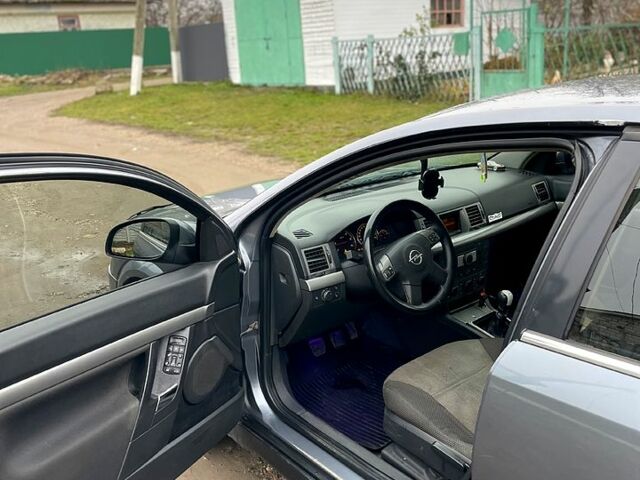 Синий Опель Сигнум, объемом двигателя 1.9 л и пробегом 300 тыс. км за 3450 $, фото 7 на Automoto.ua