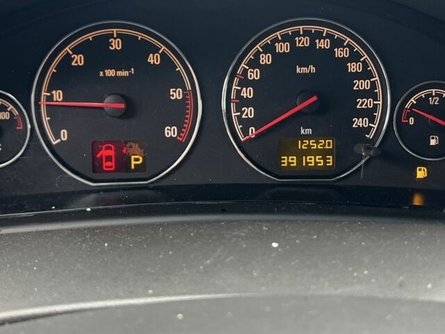 Синий Опель Сигнум, объемом двигателя 0 л и пробегом 390 тыс. км за 2450 $, фото 6 на Automoto.ua