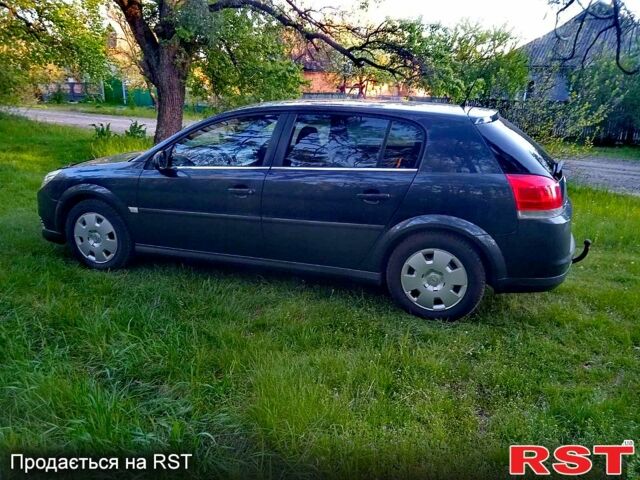 Синий Опель Сигнум, объемом двигателя 2.2 л и пробегом 202 тыс. км за 5400 $, фото 4 на Automoto.ua