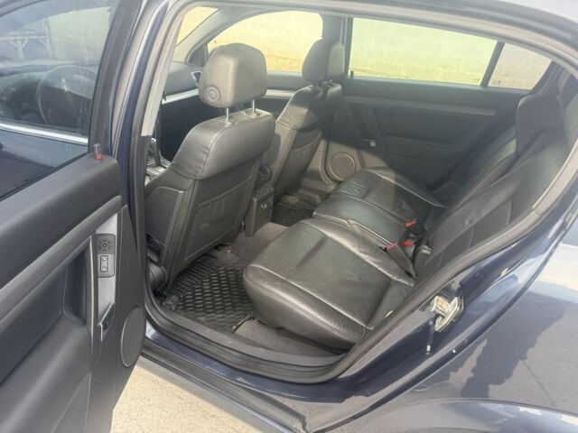 Синий Опель Сигнум, объемом двигателя 3 л и пробегом 247 тыс. км за 5500 $, фото 10 на Automoto.ua