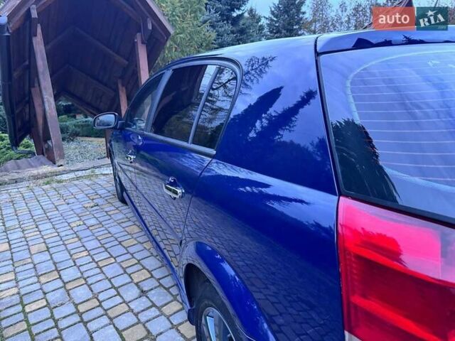 Синий Опель Сигнум, объемом двигателя 2.96 л и пробегом 246 тыс. км за 5500 $, фото 7 на Automoto.ua