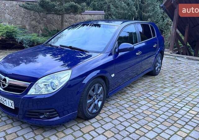 Синий Опель Сигнум, объемом двигателя 2.96 л и пробегом 246 тыс. км за 5500 $, фото 9 на Automoto.ua