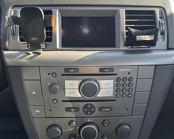 Синий Опель Сигнум, объемом двигателя 1.91 л и пробегом 227 тыс. км за 6900 $, фото 25 на Automoto.ua