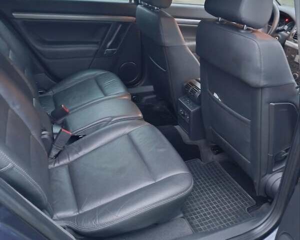 Синий Опель Сигнум, объемом двигателя 1.91 л и пробегом 261 тыс. км за 5400 $, фото 8 на Automoto.ua