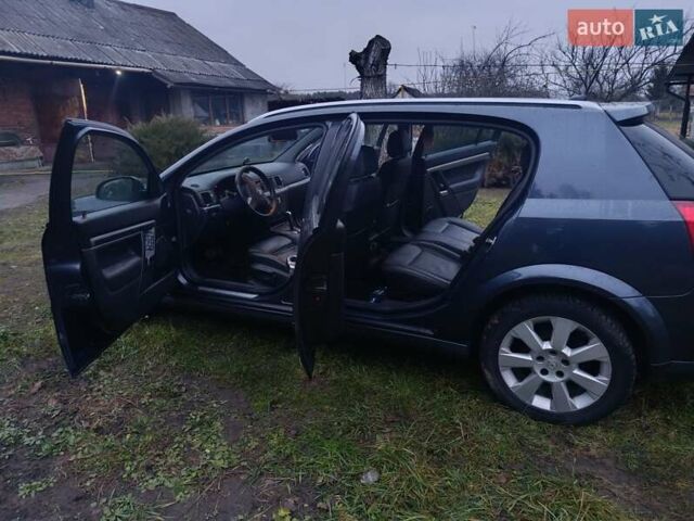 Синий Опель Сигнум, объемом двигателя 1.91 л и пробегом 261 тыс. км за 5400 $, фото 3 на Automoto.ua