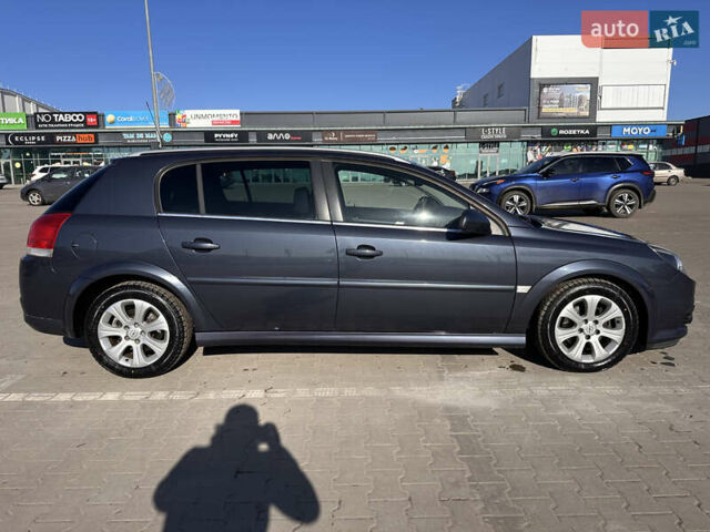 Синий Опель Сигнум, объемом двигателя 1.91 л и пробегом 227 тыс. км за 6900 $, фото 4 на Automoto.ua