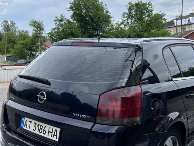 Синий Опель Сигнум, объемом двигателя 3 л и пробегом 350 тыс. км за 3610 $, фото 3 на Automoto.ua