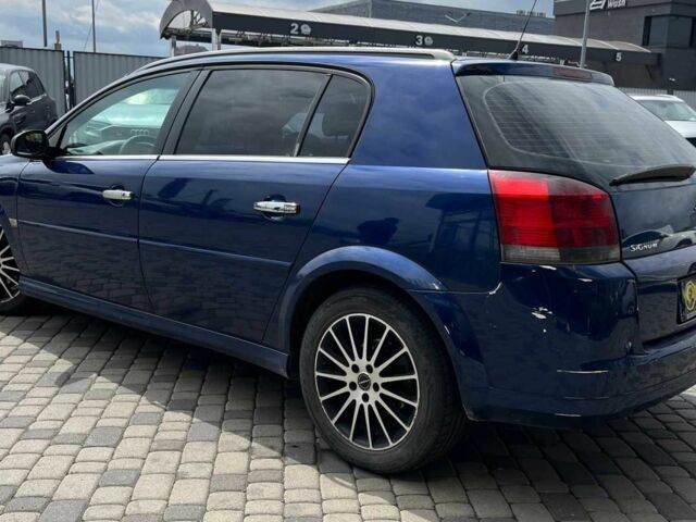 Синий Опель Сигнум, объемом двигателя 1.9 л и пробегом 320 тыс. км за 4700 $, фото 4 на Automoto.ua