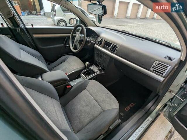 Зелений Опель Сігнум, об'ємом двигуна 1.8 л та пробігом 195 тис. км за 4100 $, фото 17 на Automoto.ua