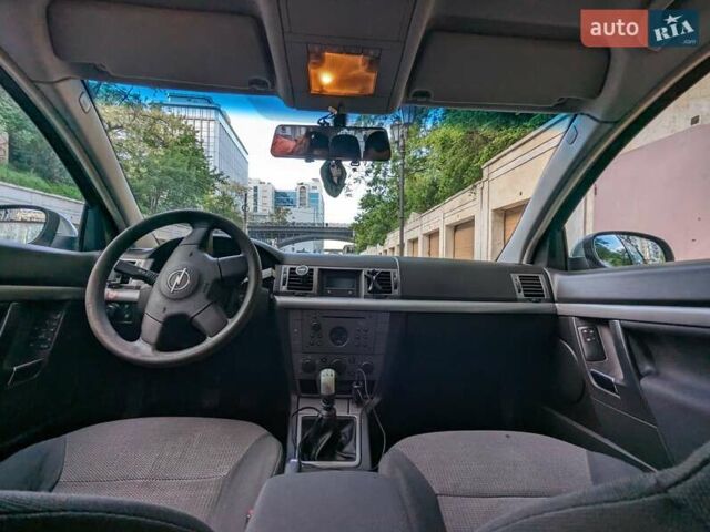 Зелений Опель Сігнум, об'ємом двигуна 1.8 л та пробігом 195 тис. км за 4100 $, фото 13 на Automoto.ua