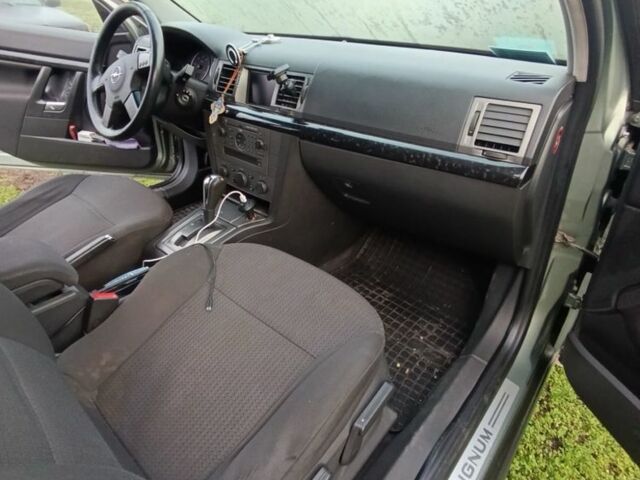 Зелений Опель Сігнум, об'ємом двигуна 2.2 л та пробігом 350 тис. км за 3700 $, фото 10 на Automoto.ua