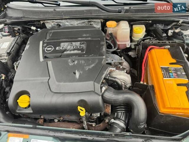 Опель Сигнум 2004 в Виннице на Automoto.ua Зеленый Опель Сигнум, объемом двигателя 2.96 л и пробегом 260 тыс. км за 5150 $, фото 19 на Automoto.ua