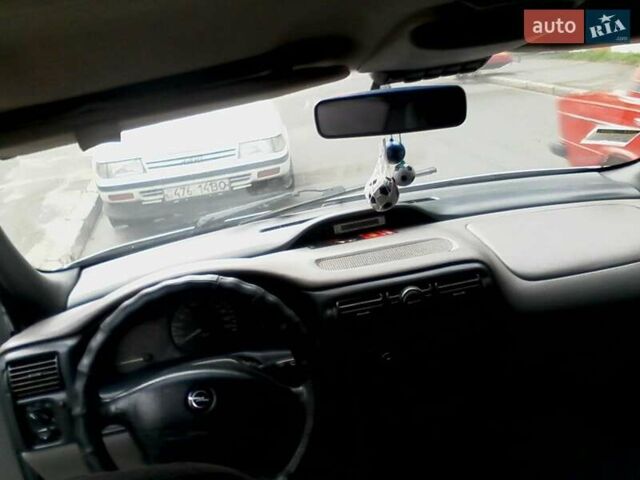 Сірий Опель Сінтра, об'ємом двигуна 2.2 л та пробігом 304 тис. км за 2500 $, фото 2 на Automoto.ua