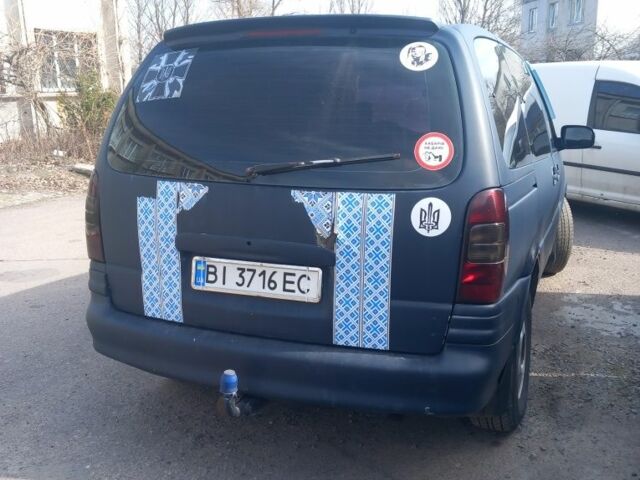 Синий Опель Синтра, объемом двигателя 2.2 л и пробегом 33 тыс. км за 3000 $, фото 2 на Automoto.ua