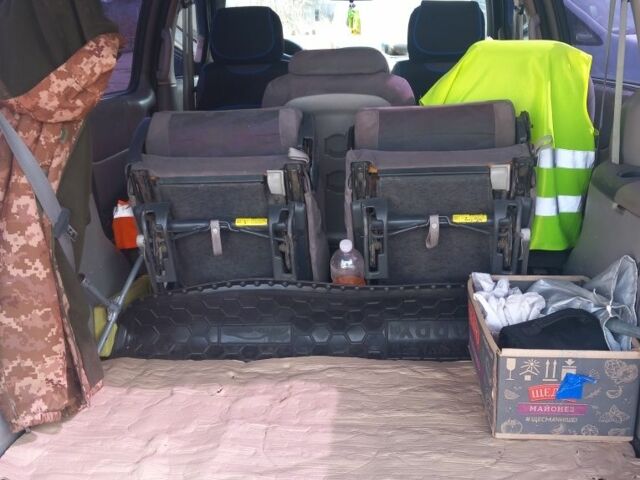 Синий Опель Синтра, объемом двигателя 2.2 л и пробегом 33 тыс. км за 3000 $, фото 3 на Automoto.ua