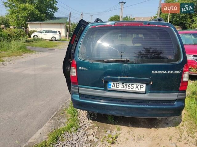 Зеленый Опель Синтра, объемом двигателя 2.2 л и пробегом 350 тыс. км за 1600 $, фото 3 на Automoto.ua