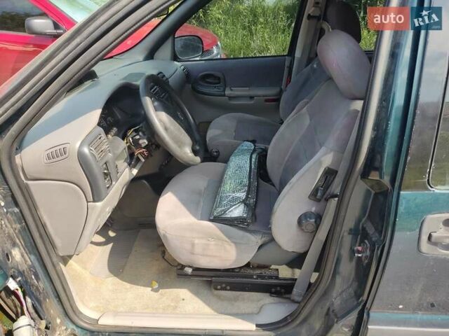 Зеленый Опель Синтра, объемом двигателя 2.2 л и пробегом 350 тыс. км за 1600 $, фото 1 на Automoto.ua