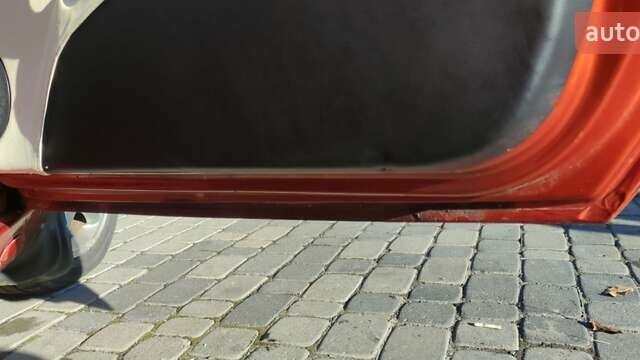 Коричневый Опель Тигра, объемом двигателя 1.39 л и пробегом 194 тыс. км за 1500 $, фото 13 на Automoto.ua