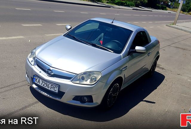 Серый Опель Тигра, объемом двигателя 1.4 л и пробегом 200 тыс. км за 6500 $, фото 6 на Automoto.ua