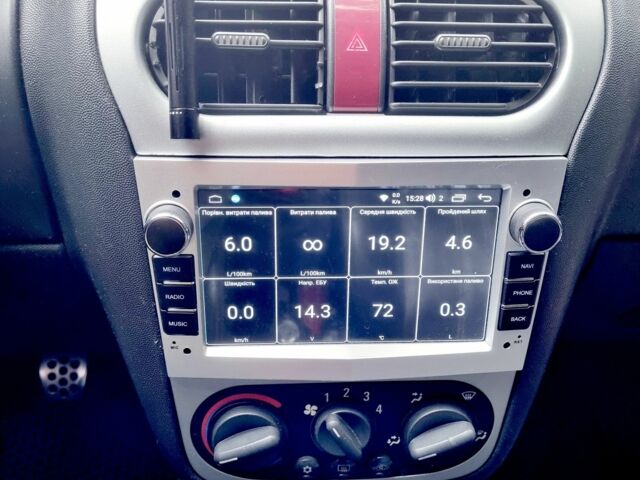 Серый Опель Тигра, объемом двигателя 1.3 л и пробегом 155 тыс. км за 5555 $, фото 3 на Automoto.ua