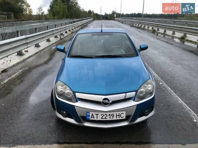 Синій Опель Тігра, об'ємом двигуна 1.8 л та пробігом 215 тис. км за 4999 $, фото 9 на Automoto.ua