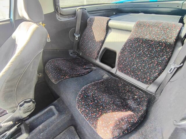 Синий Опель Тигра, объемом двигателя 1.4 л и пробегом 269 тыс. км за 2999 $, фото 17 на Automoto.ua