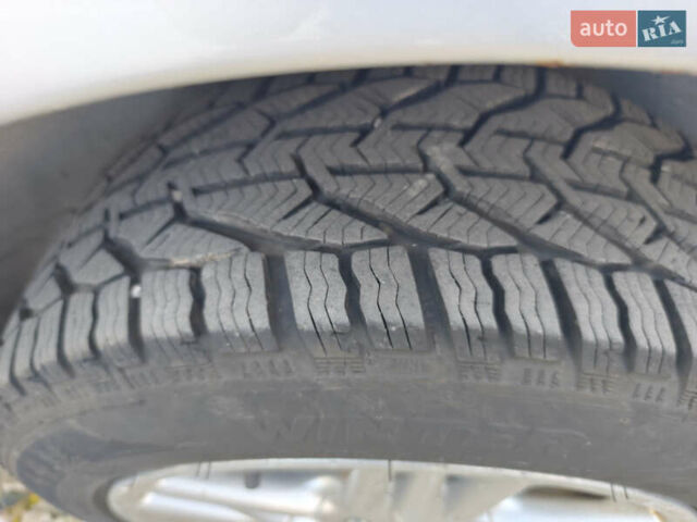 Синій Опель Тігра, об'ємом двигуна 1.4 л та пробігом 295 тис. км за 2500 $, фото 8 на Automoto.ua