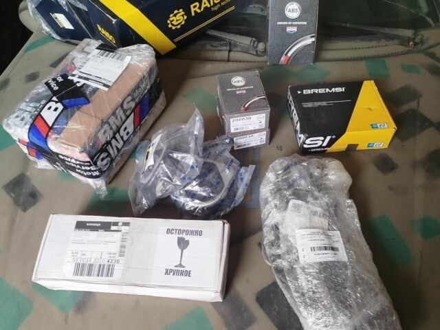 Зеленый Опель Тигра, объемом двигателя 1.4 л и пробегом 354 тыс. км за 1090 $, фото 5 на Automoto.ua