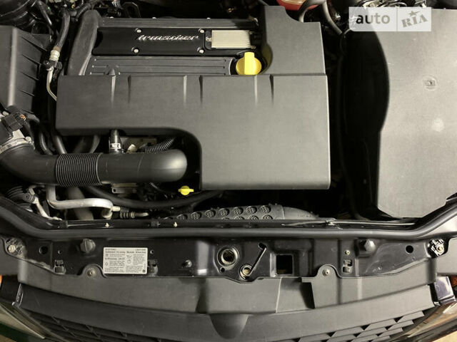 Черный Опель Вектра С, объемом двигателя 2.2 л и пробегом 235 тыс. км за 9000 $, фото 25 на Automoto.ua