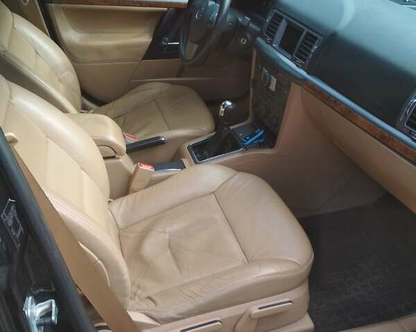 Опель Вектра С, объемом двигателя 2.2 л и пробегом 200 тыс. км за 5500 $, фото 4 на Automoto.ua