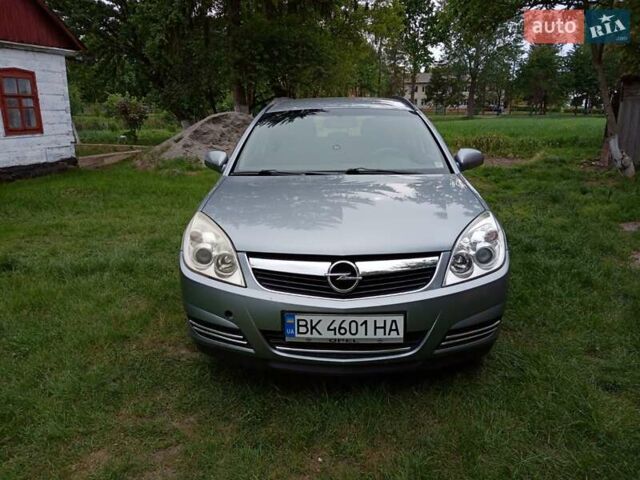 Серый Опель Вектра С, объемом двигателя 1.8 л и пробегом 229 тыс. км за 5500 $, фото 11 на Automoto.ua