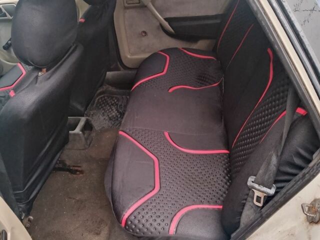 Белый Опель Вектра, объемом двигателя 1.6 л и пробегом 1 тыс. км за 1000 $, фото 6 на Automoto.ua