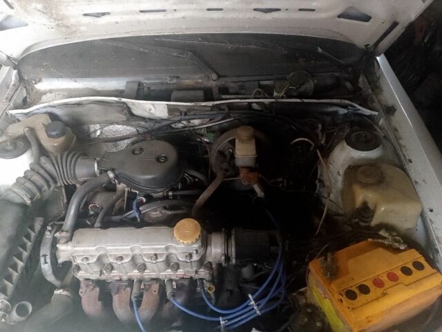 Белый Опель Вектра, объемом двигателя 0 л и пробегом 3 тыс. км за 600 $, фото 2 на Automoto.ua