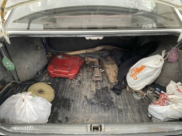 Белый Опель Вектра, объемом двигателя 1.7 л и пробегом 100 тыс. км за 1200 $, фото 7 на Automoto.ua