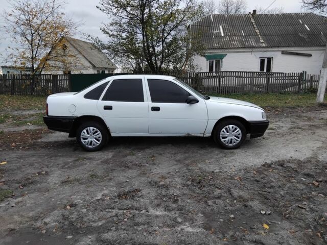 Білий Опель Вектра, об'ємом двигуна 2 л та пробігом 150 тис. км за 750 $, фото 5 на Automoto.ua