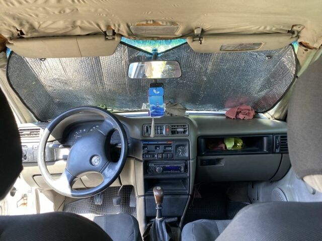 Белый Опель Вектра, объемом двигателя 1.4 л и пробегом 999 тыс. км за 1300 $, фото 3 на Automoto.ua