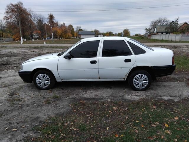 Білий Опель Вектра, об'ємом двигуна 2 л та пробігом 150 тис. км за 750 $, фото 1 на Automoto.ua