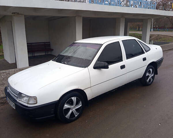 Білий Опель Вектра, об'ємом двигуна 1.6 л та пробігом 299 тис. км за 1250 $, фото 2 на Automoto.ua