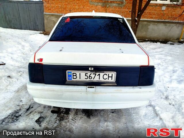 Белый Опель Вектра, объемом двигателя 2 л и пробегом 100 тыс. км за 1899 $, фото 4 на Automoto.ua