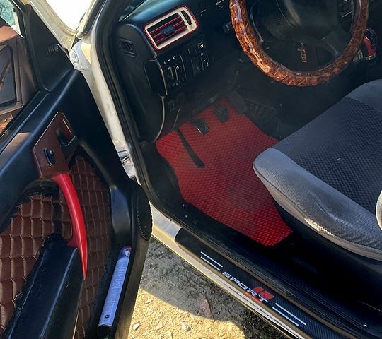 Білий Опель Вектра, об'ємом двигуна 2 л та пробігом 200 тис. км за 1680 $, фото 3 на Automoto.ua