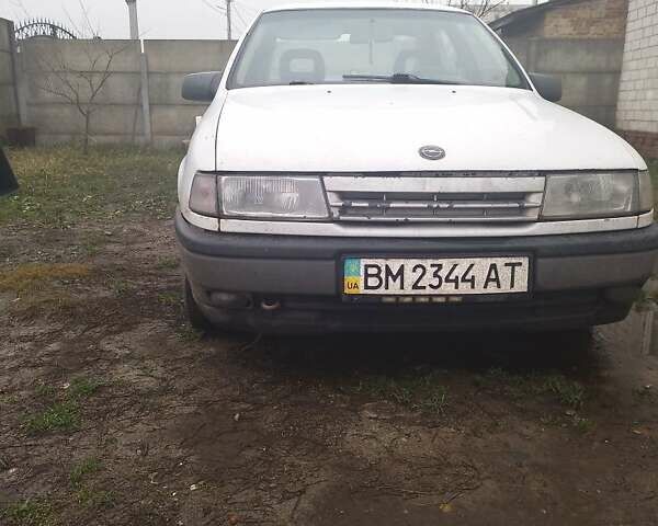 Білий Опель Вектра, об'ємом двигуна 1.6 л та пробігом 1000 тис. км за 1017 $, фото 5 на Automoto.ua